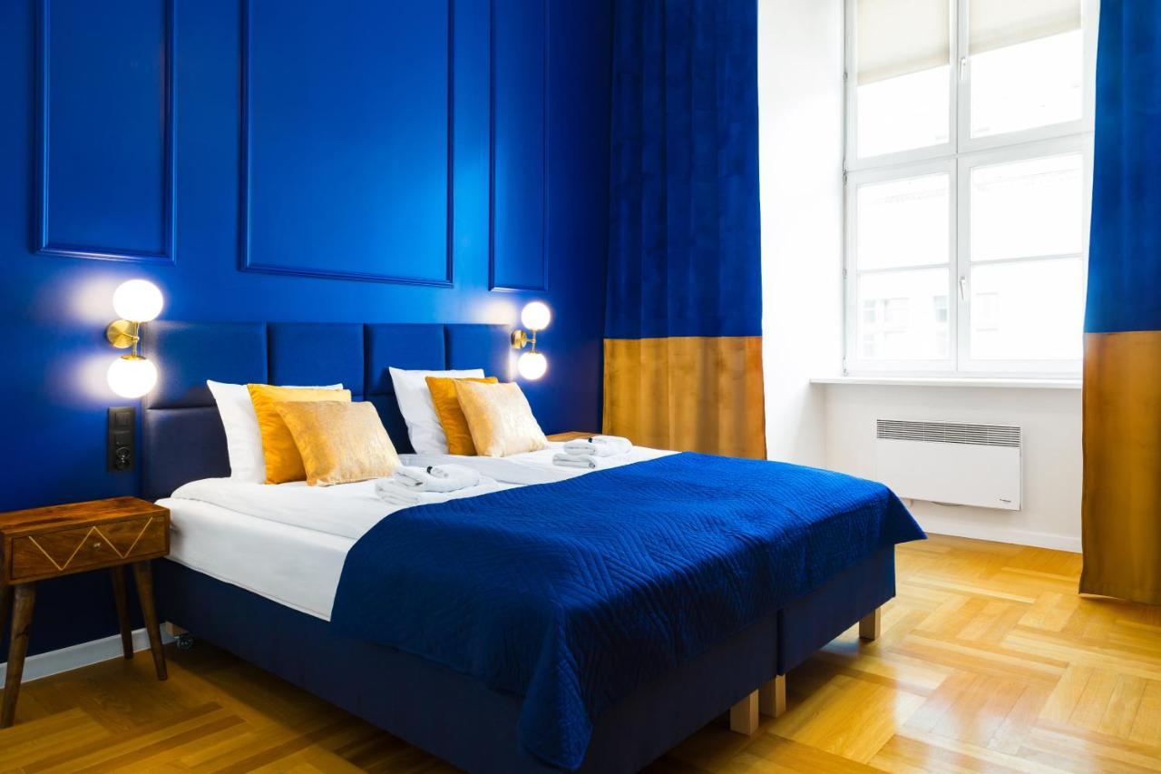 Glamorous Apartment In Heart Of Old Town Краков Экстерьер фото